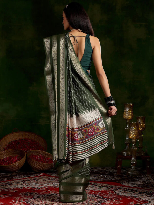 Olive Printed Silk Blend Saree With Unstitched Blouse Piece - Image 2